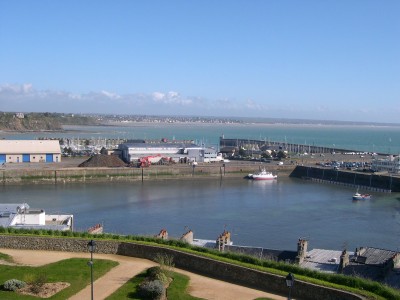  le port de commerce